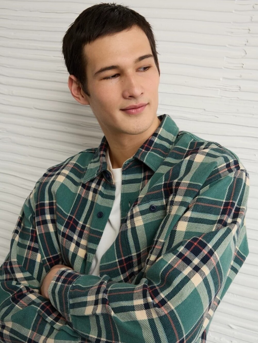 American Eagle Outfitters green, beige, and red plaid flannel shirt - Size L